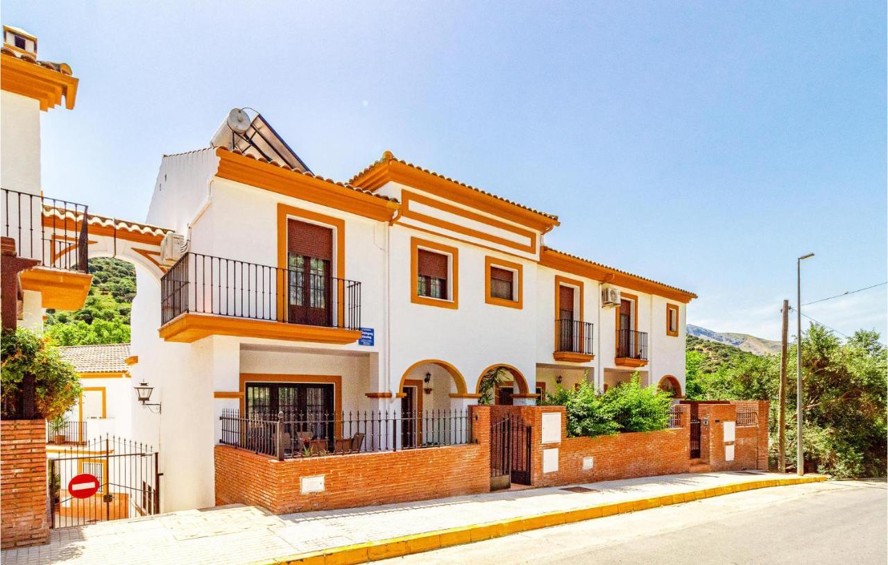 Amazing Home In Benaojan With Kitchenette Exterior photo