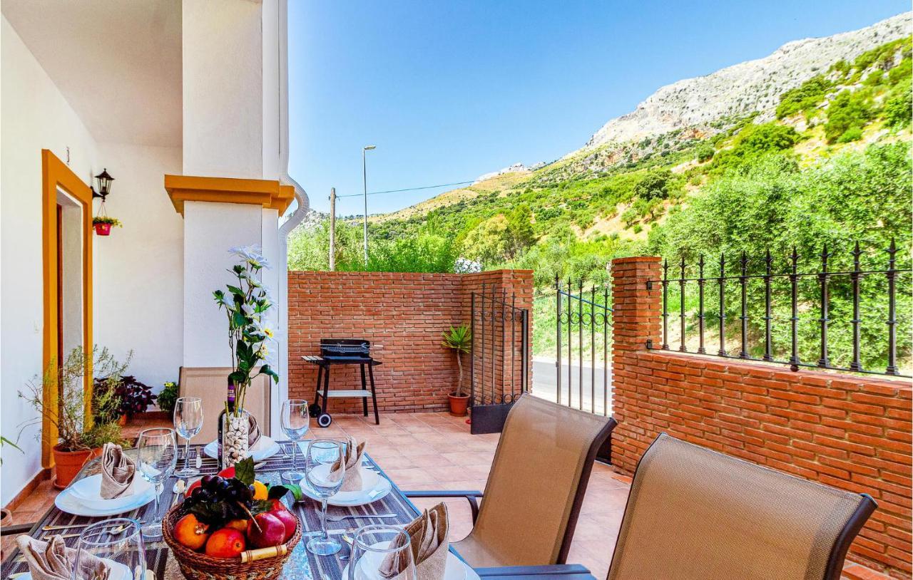 Amazing Home In Benaojan With Kitchenette Exterior photo